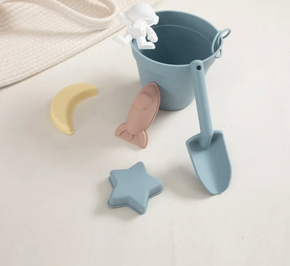 Beach Silicone Bucket & Spade Set